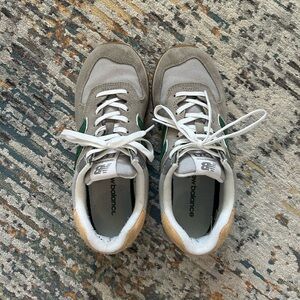 Women’s New Balance sneakers, size 8.5